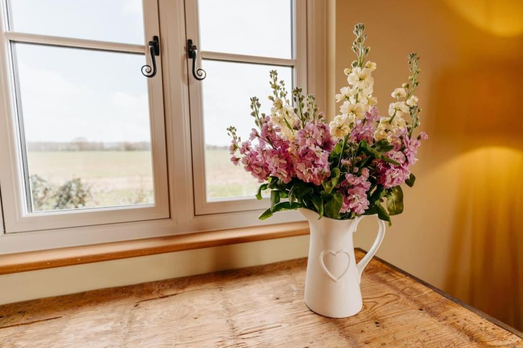 Beautiful Cottage In Bredfield Near To Woodbridge On The Suffolk Coast Kültér fotó